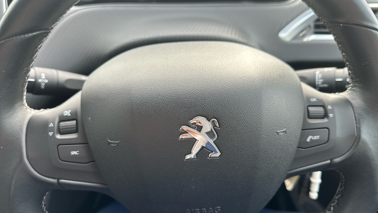 Peugeot 2008 1.6 BlueHDi 120 Allure 5dr Diesel Estate